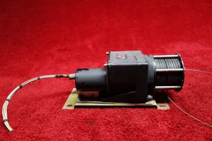 Collins Radio 334D-2-33F Trim Tab Servo PN 522-4865-001